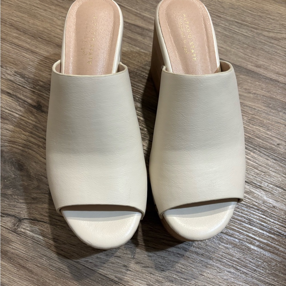 Altar’d State Cream Wedges